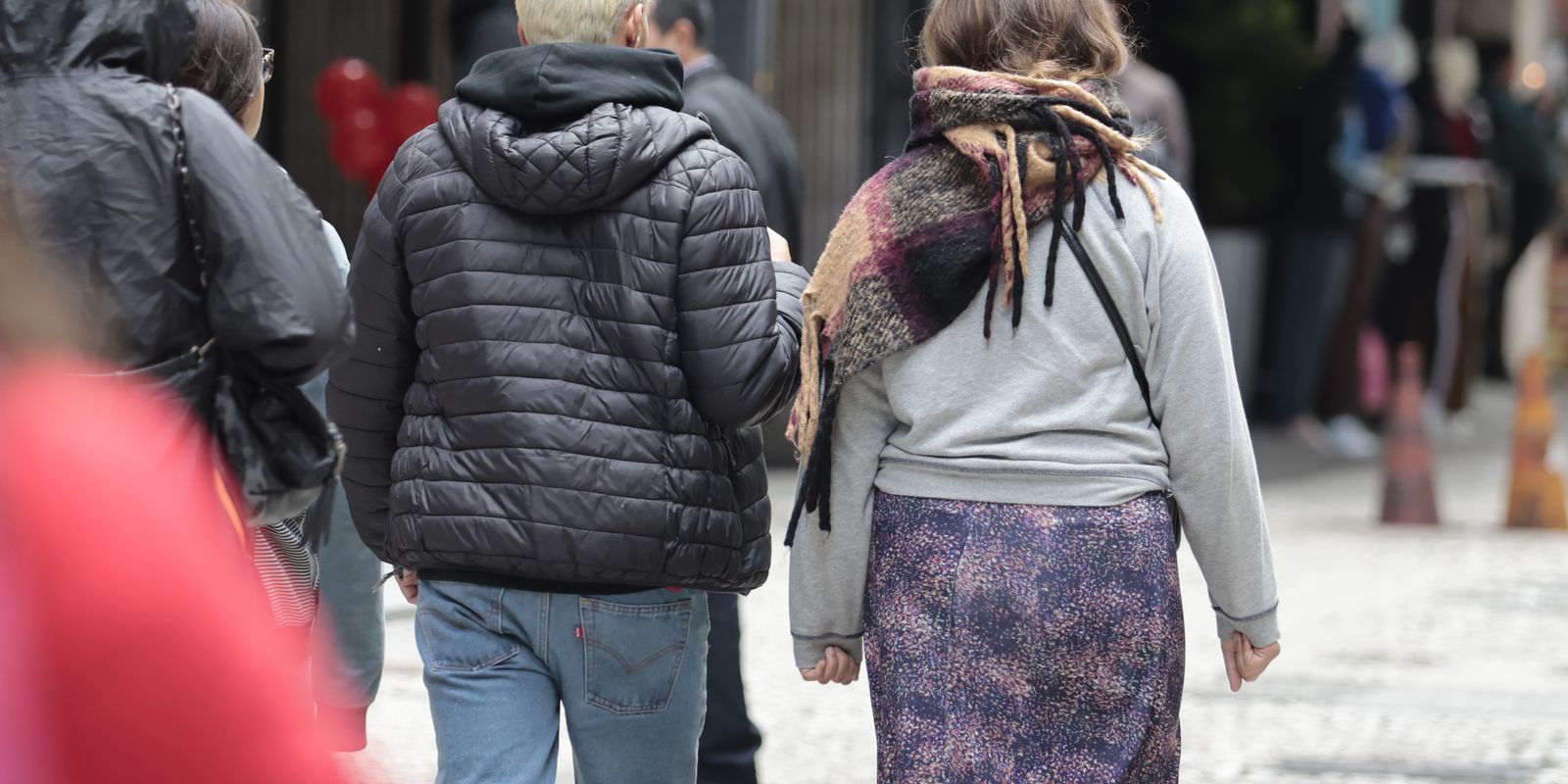 Inmet emite aviso amarelo por queda de temperatura em 12 estados e Distrito Federal